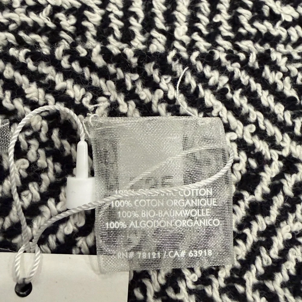 NWT Eileen Fisher $168 Handloomed Organic Cotton Herringbone Scarf
